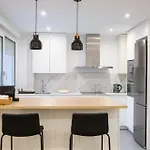 Nuevo, Grande Con Garaje, Arena, Casco Viejo Apartamento
