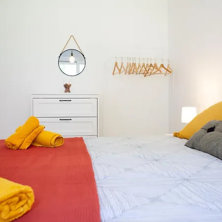 Nuevo, Grande Con Garaje, Arena, Casco Viejo * Bilbao