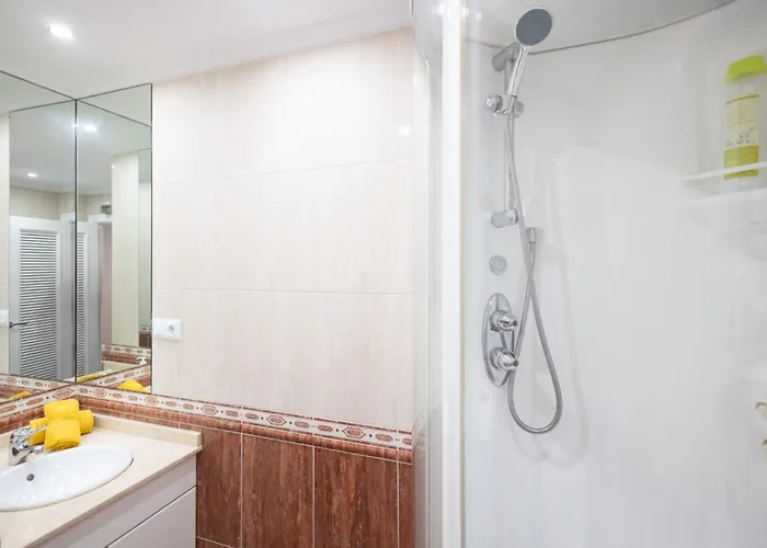 Apartment Nuevo, Grande Con Garaje, Arena, Casco Viejo Bilbao