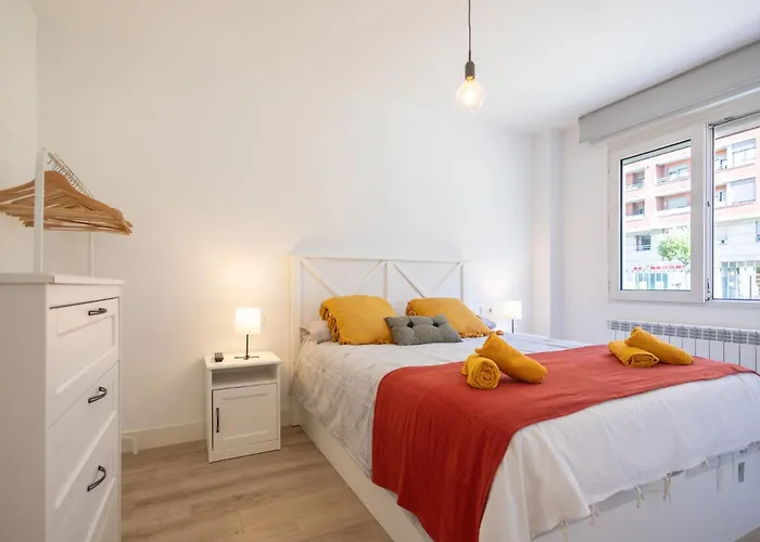 Lägenhet Nuevo, Grande Con Garaje, Arena, Casco Viejo