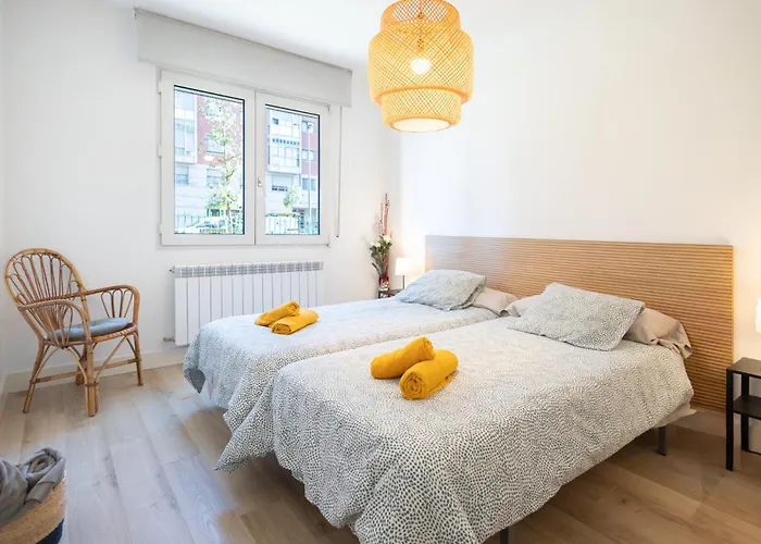 Nuevo, Grande Con Garaje, Arena, Casco Viejo Bilbao