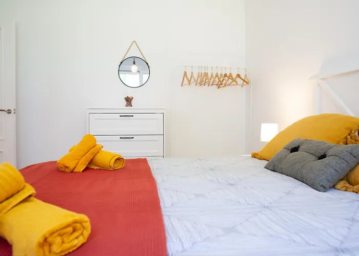 Nuevo, Grande Con Garaje, Arena, Casco Viejo * Bilbao