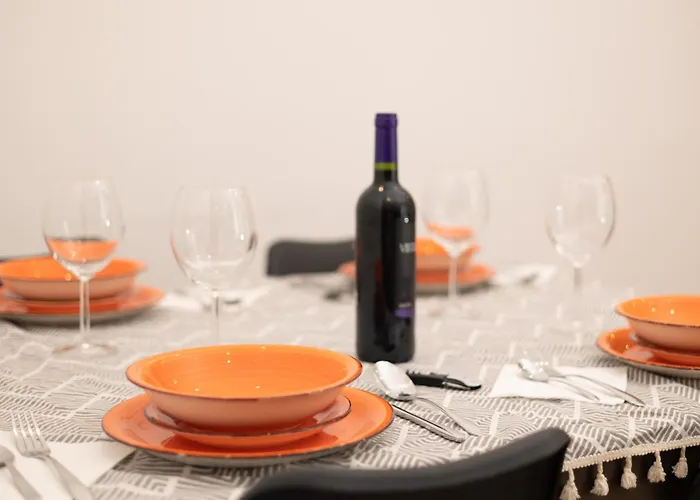 Nuevo, Grande Con Garaje, Arena, Casco Viejo Apartamento